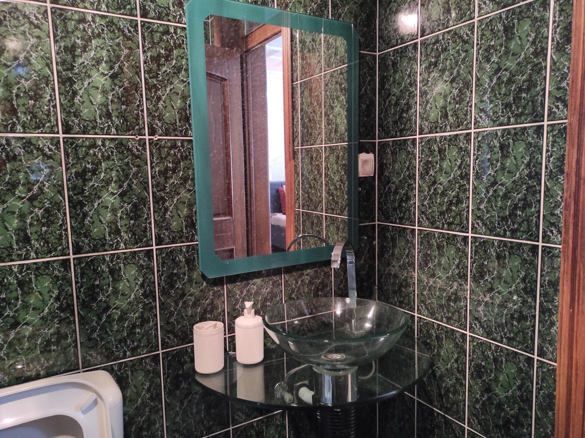 Urban Boutique Hotel Pristina Quarto foto